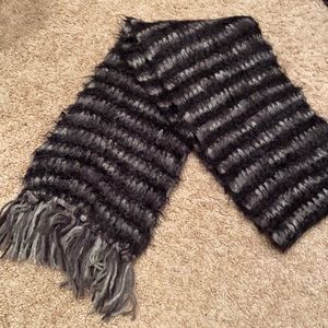Black and grey winter scarf